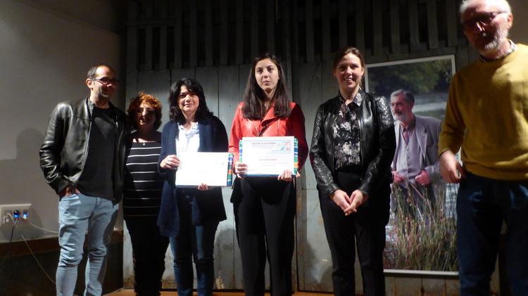 Xiana Collazo Rial, do CPI Eusebio Lorenzo Baleirón, co videopoema “Lúa descolorida”, e Sara Casanova Martínez, do IES de Quiroga, co videopoema “Negra sombra”, gañadoras da II edición do Concurso de videopoemas