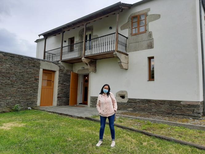 María veu coñecer o lugar e a casa onde naceu o seu 