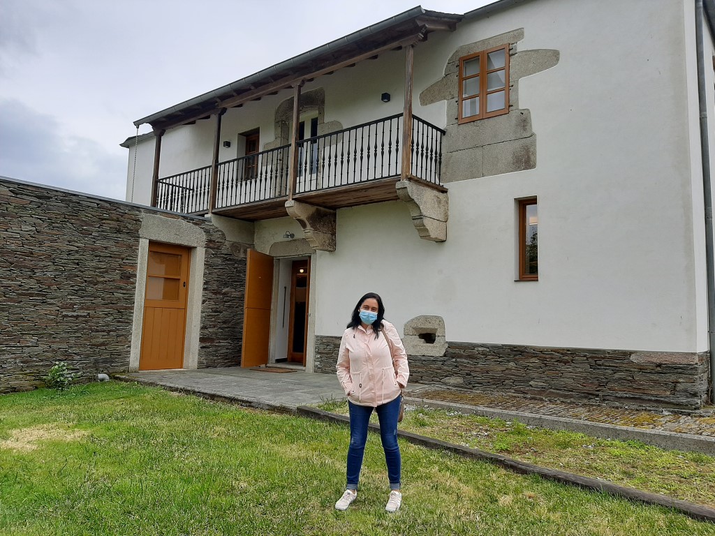 María veu coñecer o lugar e a casa onde naceu o seu 