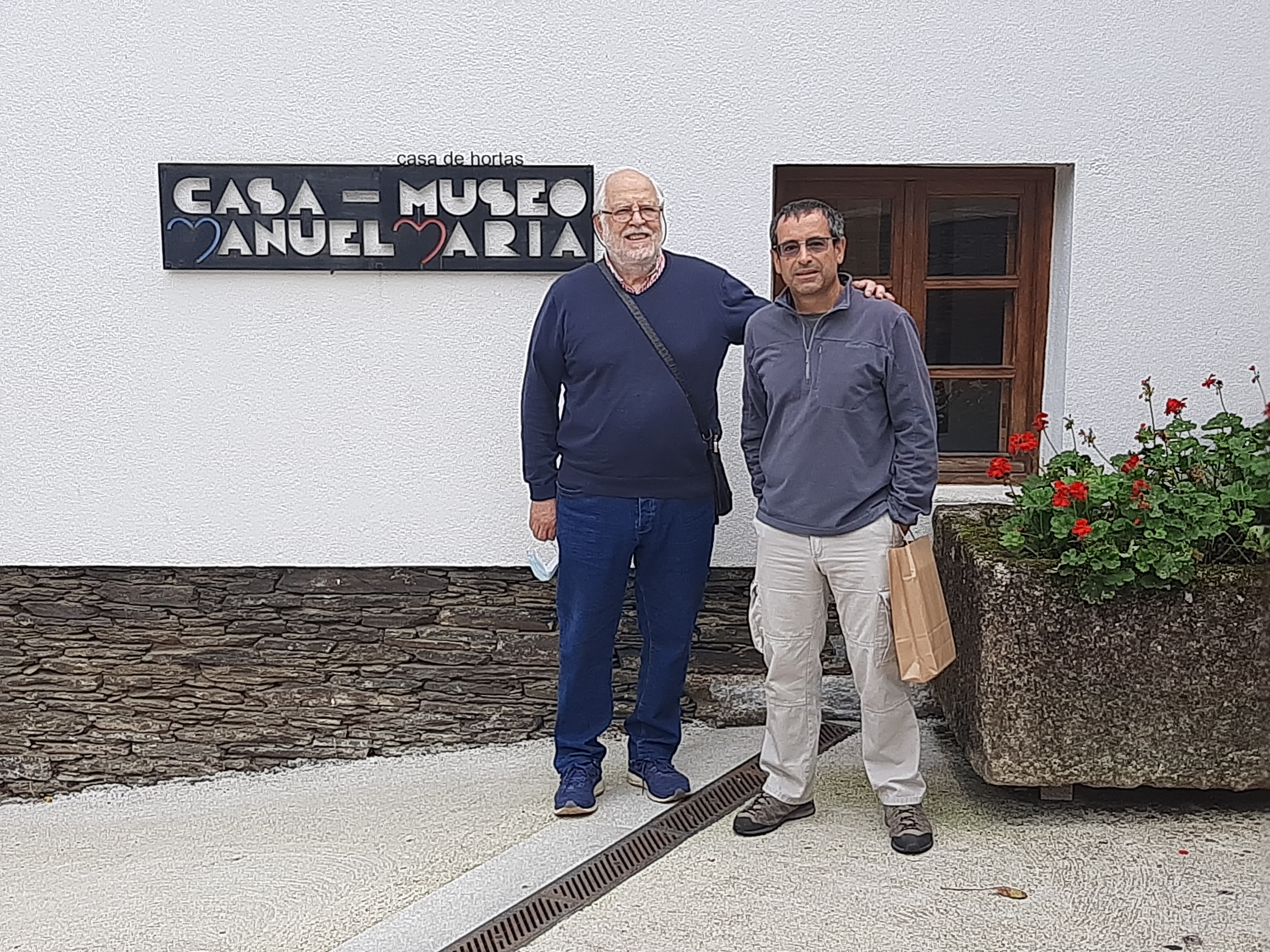 Con Félix e Toño percorrimos a ligazón de Manuel María co exilio galego en Arxentina