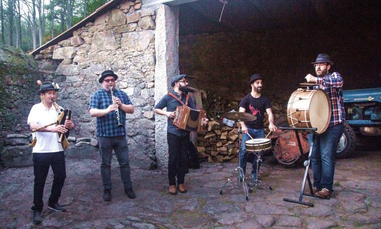 Os Viqueiras en concerto, este sábado, na Casa-Museo Manuel María