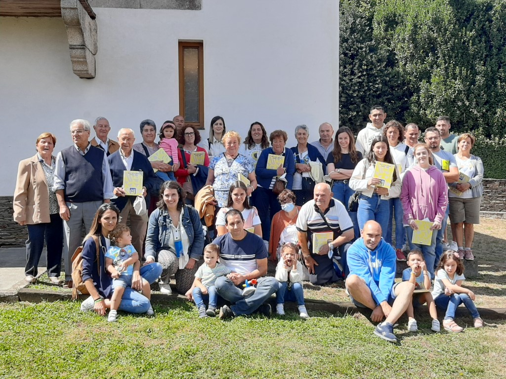 A Asociación Cultural Xeración Nós de Borraxeiros (Vila de Cruces) viñeron pasar o día pola Terra Chá e coñecer a Casa-Museo