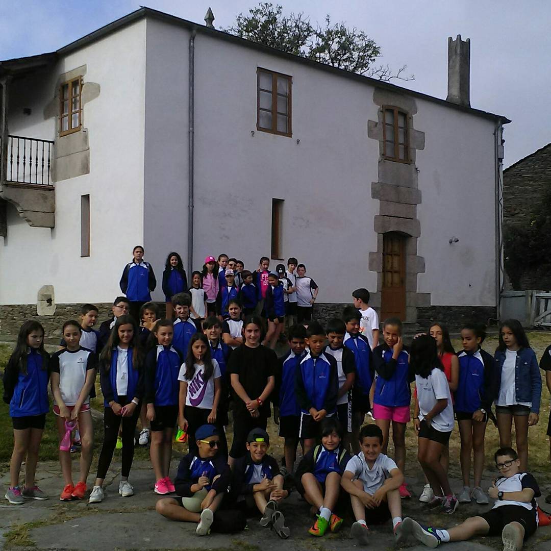 O derradeiro día do curso académico 2016-2017 visitou a Casa-Museo o colexio Maristas de Lugo