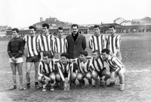 O equipo de fútbol da Academia Balmes.