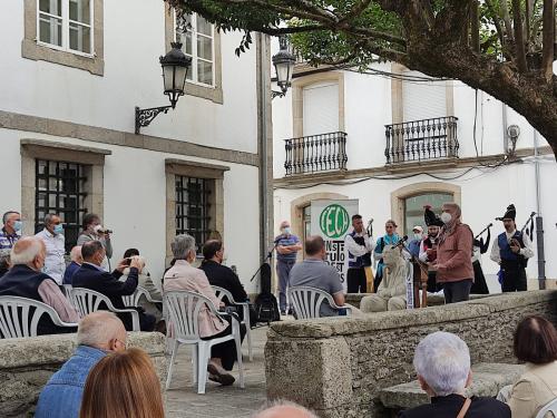Intervención de Felipe Senén na inauguración da escultura de Manuel María